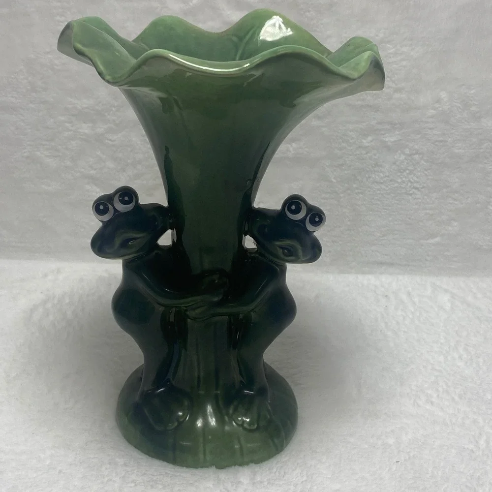 VTG La‎ Dolce Vita JA Green Ceramic Frog Vase Lily Pad Air Plant Candy Dish